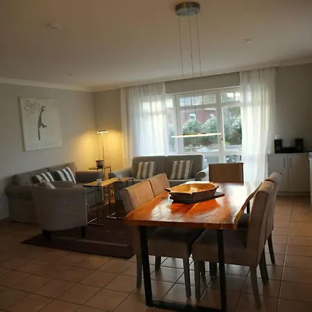 In Mit Terrasse By Interhome